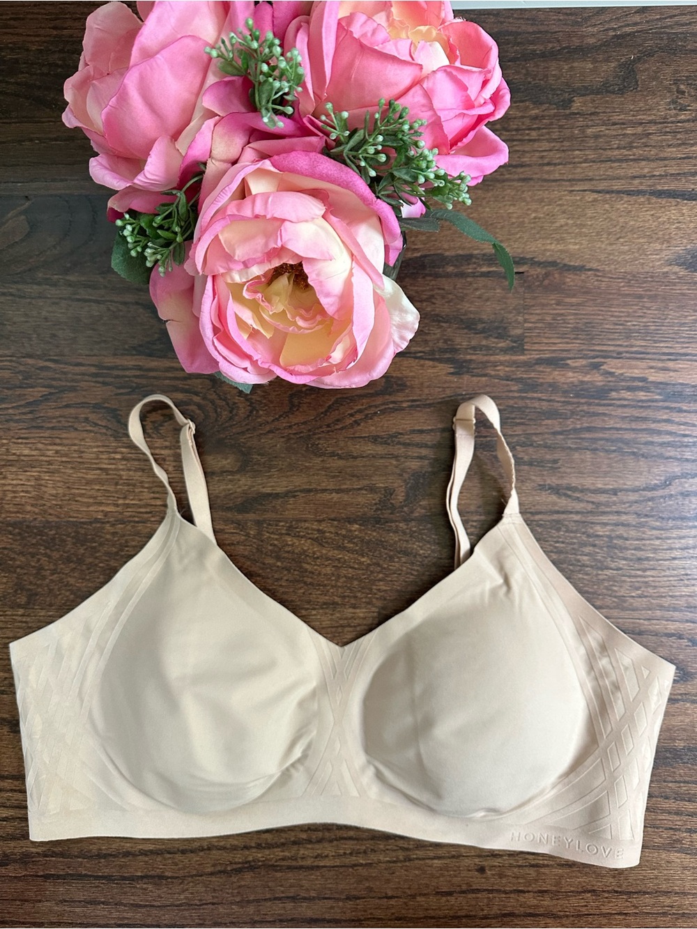 Honeylove Nude Tan Seamless Wireless Comfort Bra Molded Cups Adjustable Straps